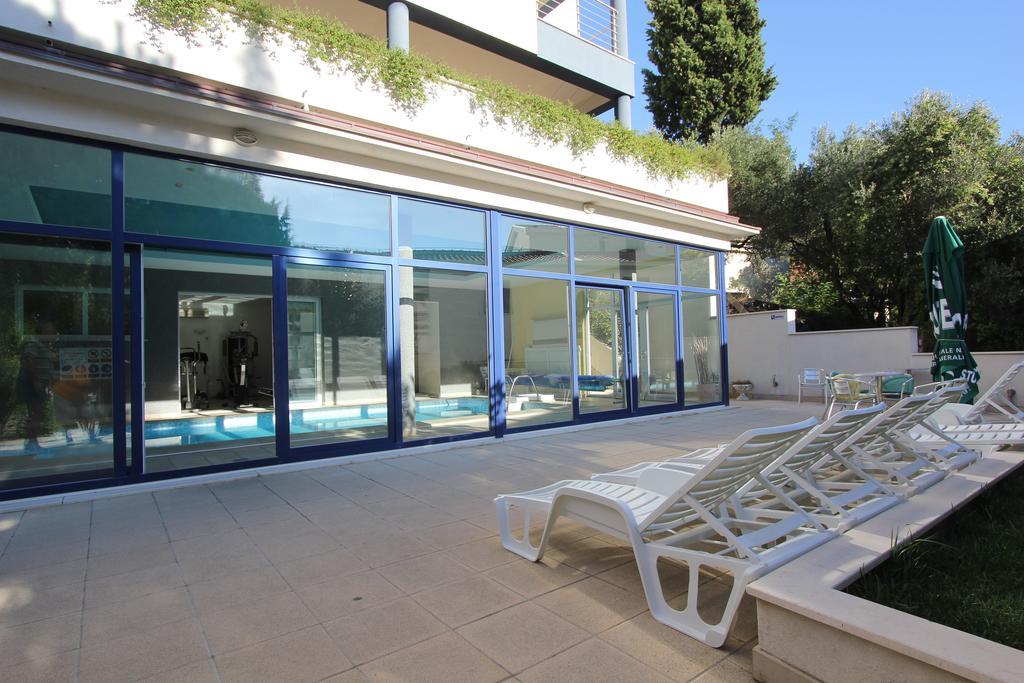 Apartments Villa Ceres Klek Exteriör bild