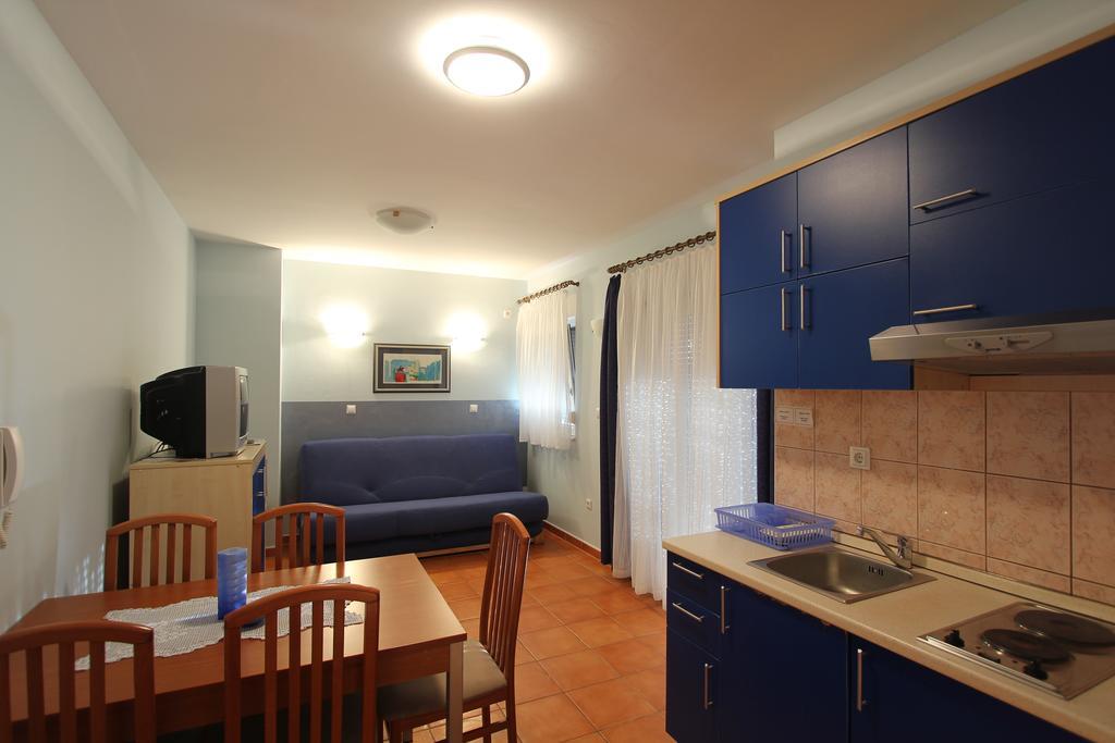 Apartments Villa Ceres Klek Exteriör bild